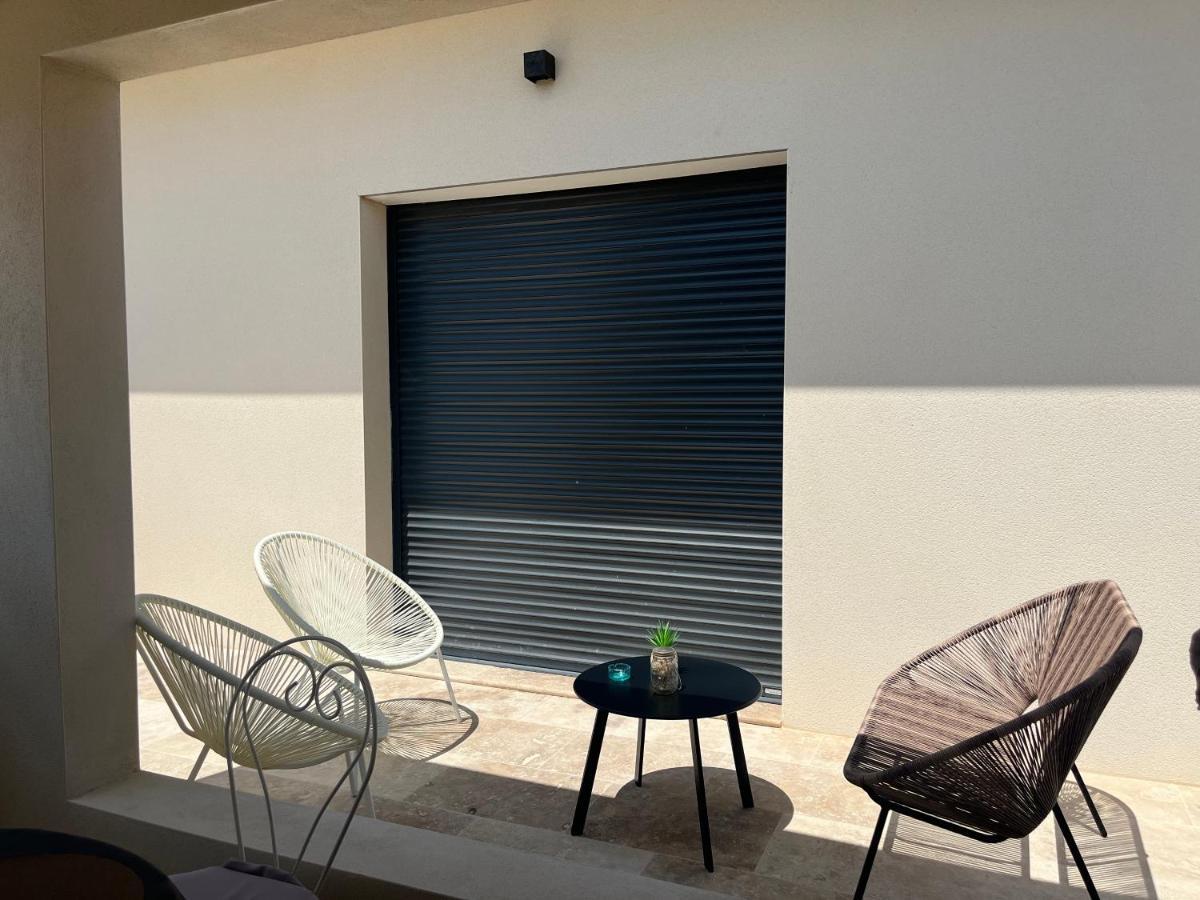 En apparté Arlés Exterior foto